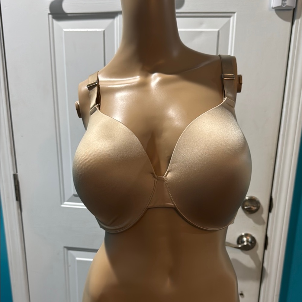 Soma Cream Vanishing Back Full Coverage Bra Seamless Molded Cup Intimates